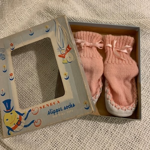 Vintage Seneca Pink Slipper Socks for Tiny Tots Original Box