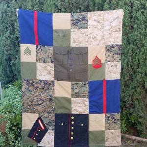 Custom Memory Quilt with Military Uniform lasting memory quilt, lap quilt, throw quilt, personalized with your Uniforms by Sew4MyLoves Bild 2