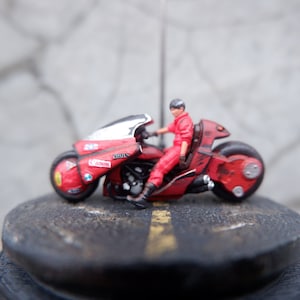 Akira kaneda bike Miniature Figure diorama glass Dome - tabletop - base on Akira Japanese Anime cyberpunk - with LED light powered by USB