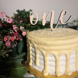 Fichier SVG - un gâteau | Décoration de premier anniversaire | Fichier de découpe numérique, Glowforge Cricut, fichier de découpe laser SVG