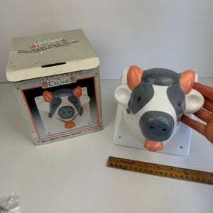 Vtg Himark Ceramic Cow Bull Farm Wall Mount Towel Holder Peaches n Cream w Box