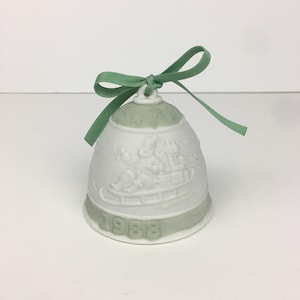 Lladro 1988 Vintage Christmas Holiday Porcelain Ornament Bell Reindeer Santa Sage Green