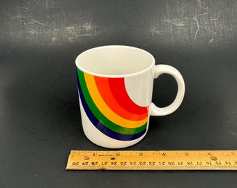 Vintage Keramik Regnbågsmugg Kaffe Te FTDA Vit Kräm med Handtag HBTQ Gay Pride