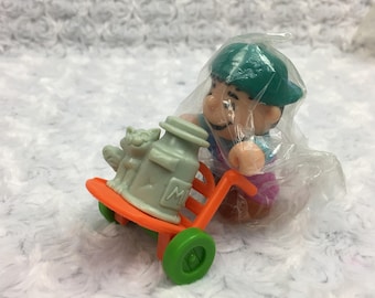 Peanuts Linus' Milk Mover Vintage 1989 Collectible McDonalds Happy Meal Toy with Packaging