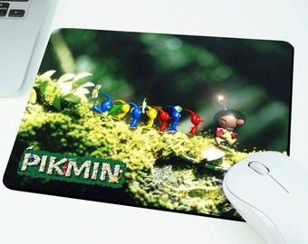 Video Game Pik min art mousepad - Optimus Megatron G1 inspired style