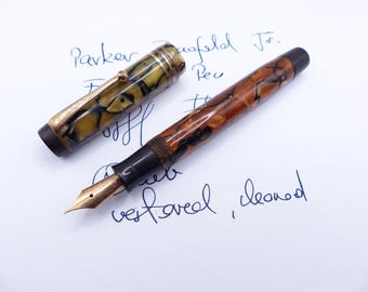 Black and Pearl Parker Duofold Junior Fountain Pen restored