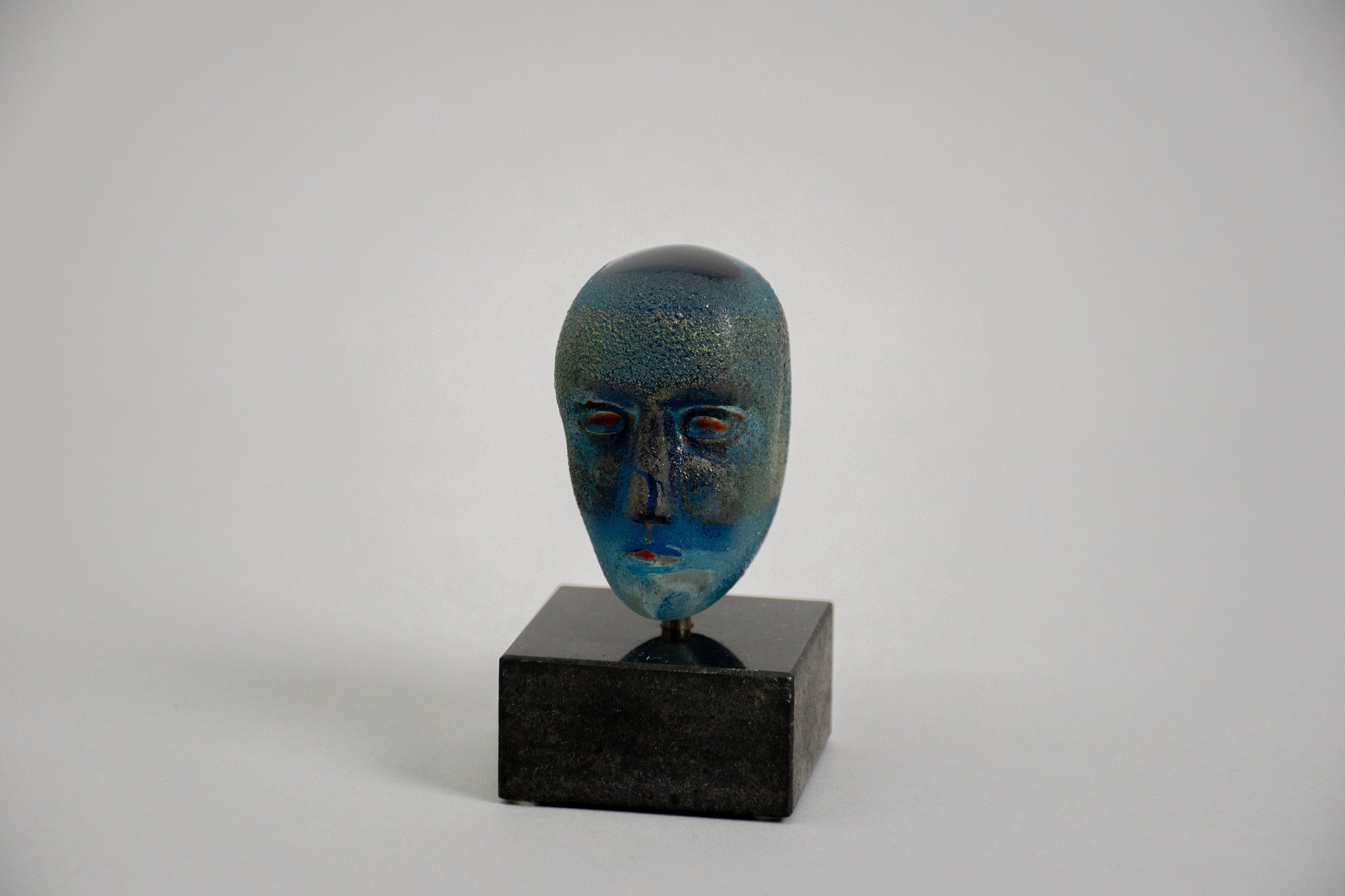 Bertil Vallien for Kosta Boda - Atelier Brains on Plinth