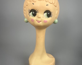 Vintage authentic 60s Twiggy head - Decorative mannequin head / buste display