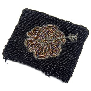 Monedero de abalorios, cartera de abalorios vintage, billetera hecha a mano, cuentas negras de la cartera femenina, decoración de flores con cuentas.