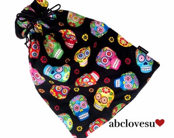 Skull shoebag. Travel the world one shoe bag at a time. An abclovesu shoebag.