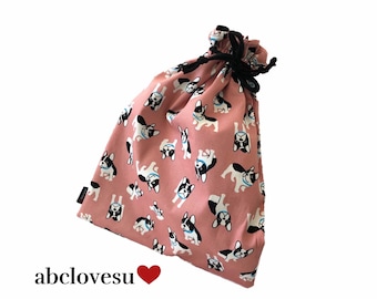Bulldog Shoe Bag. Travel the world, one shoe bag at a time. An abclovesu shoebag.