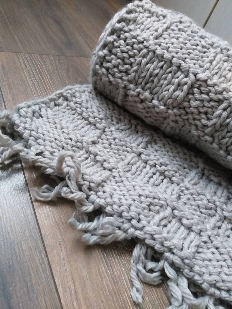 Chunky carpet big knit rug Handknit carpet Floor Rug Etsy