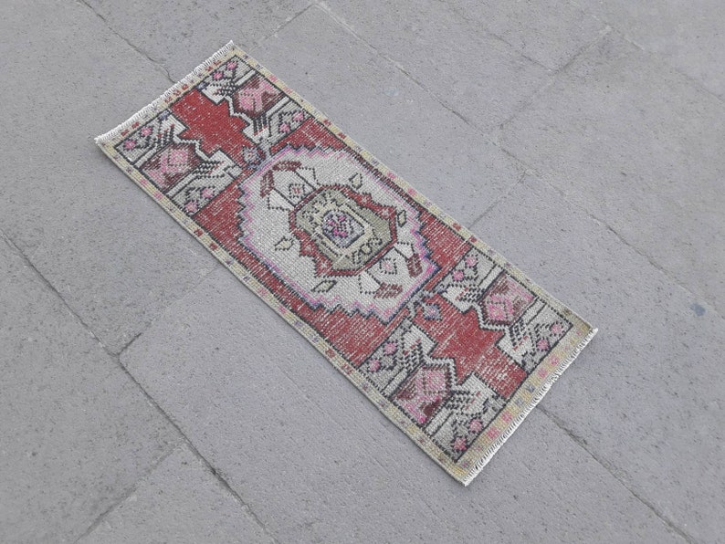 Welcome Mat Vintage Anatolian Distressed Low Pile Rug ! Door Mat Rug 1/'3 x 3/'5 ft Bohemian Rug Vintage Mat Rug Bathroom Rug Bath Mat