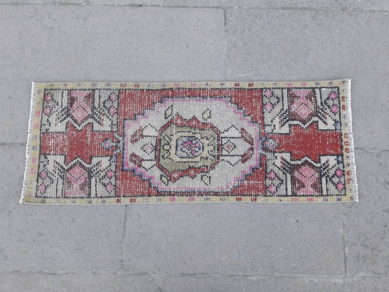 Welcome Mat Vintage Anatolian Distressed Low Pile Rug ! Door Mat Rug 1/'3 x 3/'5 ft Bohemian Rug Vintage Mat Rug Bathroom Rug Bath Mat