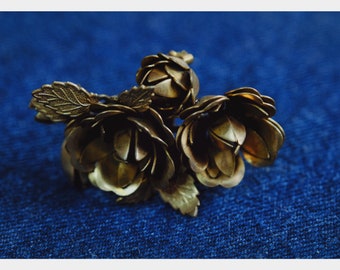 Betty Pin - Vintage brass rose flower