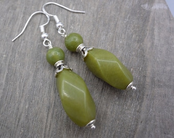 Pendientes jade verde oliva, pendientes plata 925 Bali, pendientes piedra natural verde, pendientes verde oliva