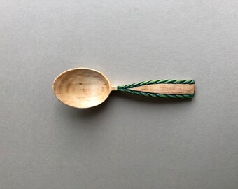 Laurel leaf spoon