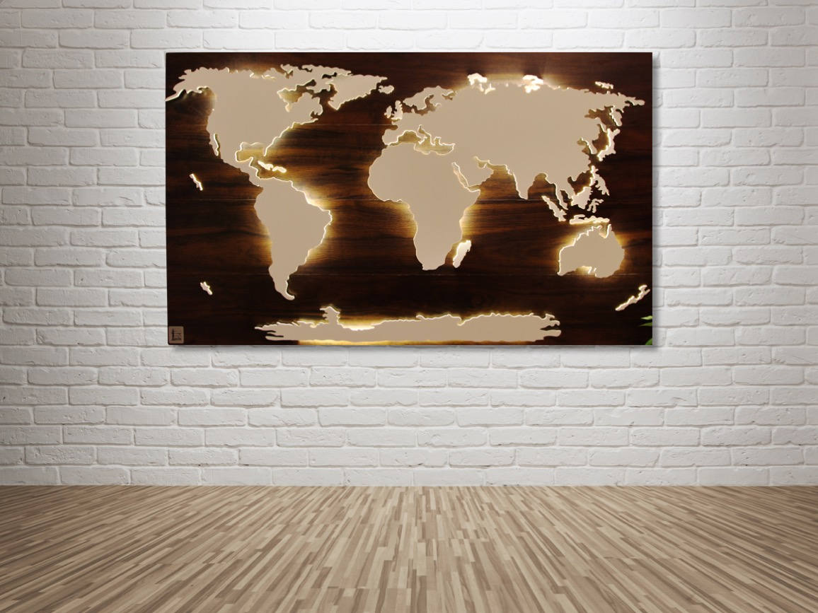 Weltkarte aus Holz Beleuchtet mit 3D Effekt 128x78cm