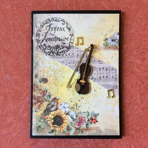 Carte romantique Joyeux Anniversaire sur le thème de la musique . Carte scrapbooking