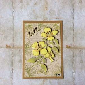 Carte Hello , motif fleur en relief , carte scrapbooking