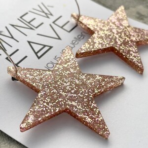 star glitter acrylic hoop earrings image 5