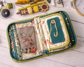 Custom Compact  Zipper Sewing Organizer with Clear Pockets Handy Gift
