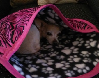 Comfort Pouch~Dog Cuddle Bed for Little Divas~DOUBLE DUTY Dog Bed/Tote~"R and J Pooch Pouch" Burrow Bed Easily Convert To Secure Sling Pouch