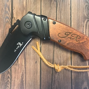 Personalized Knife, Groomsmen Gift, Pocket Knife, Hunting Knife, Gift for Men, Camping Knife, Groomsman Knife, Engraved Knives, ELK2