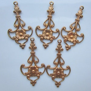 5 Vintage Floral Filigree Brass Stampings/Charms, 33mm x 20mm