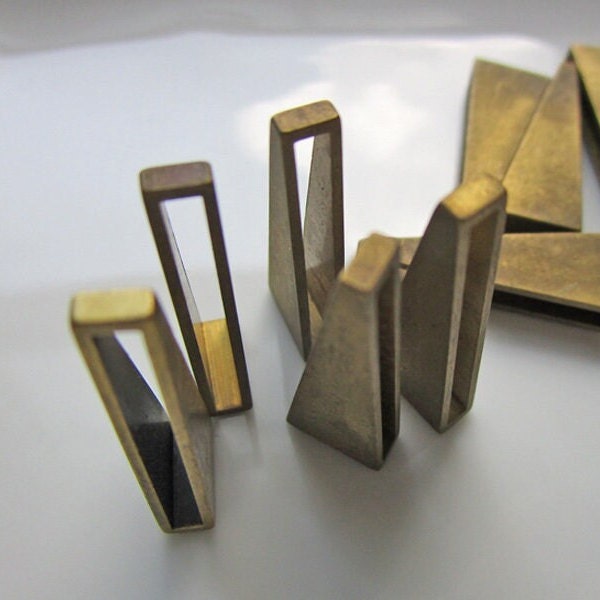 13 Vintage Raw Brass Triangular Open-Center Wedges, 26mm x 10mm x 4mm