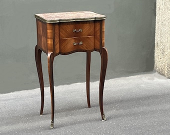 ルイフィリップ様式のサイドテーブル 19th Century Louis Philippe Side Table For Sale at 1stDibs
