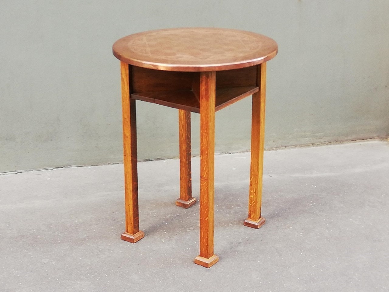 Guéridon Art Nouveau de Style Sécession Viennoise