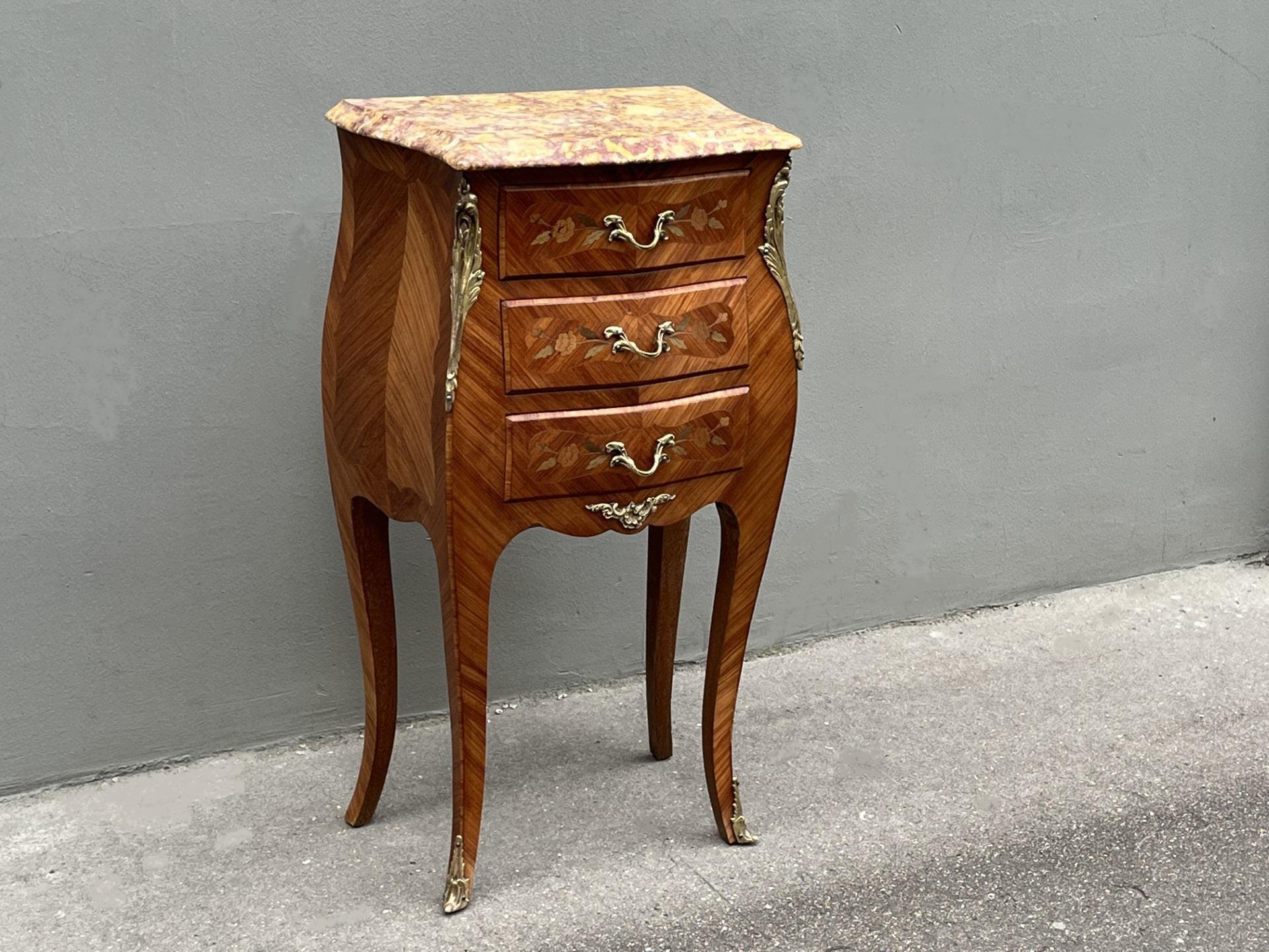 【仏蘭西】 ルイ15世様式 ナイフレスト 4個組 Louis XV Louis XV Furniture Styles: Styylish Spotlight - Styylish