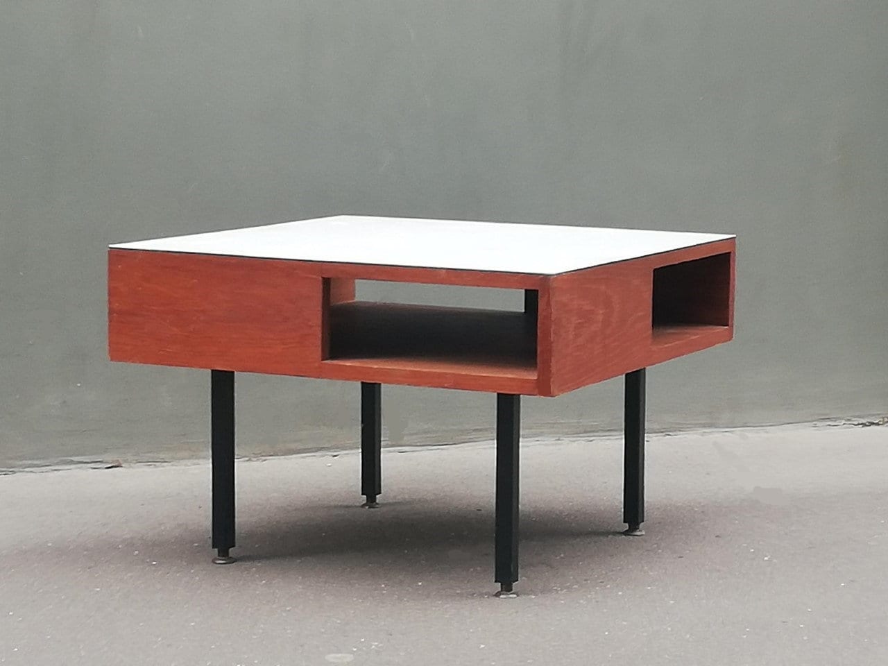 Space age coffee table - Etsy 日本