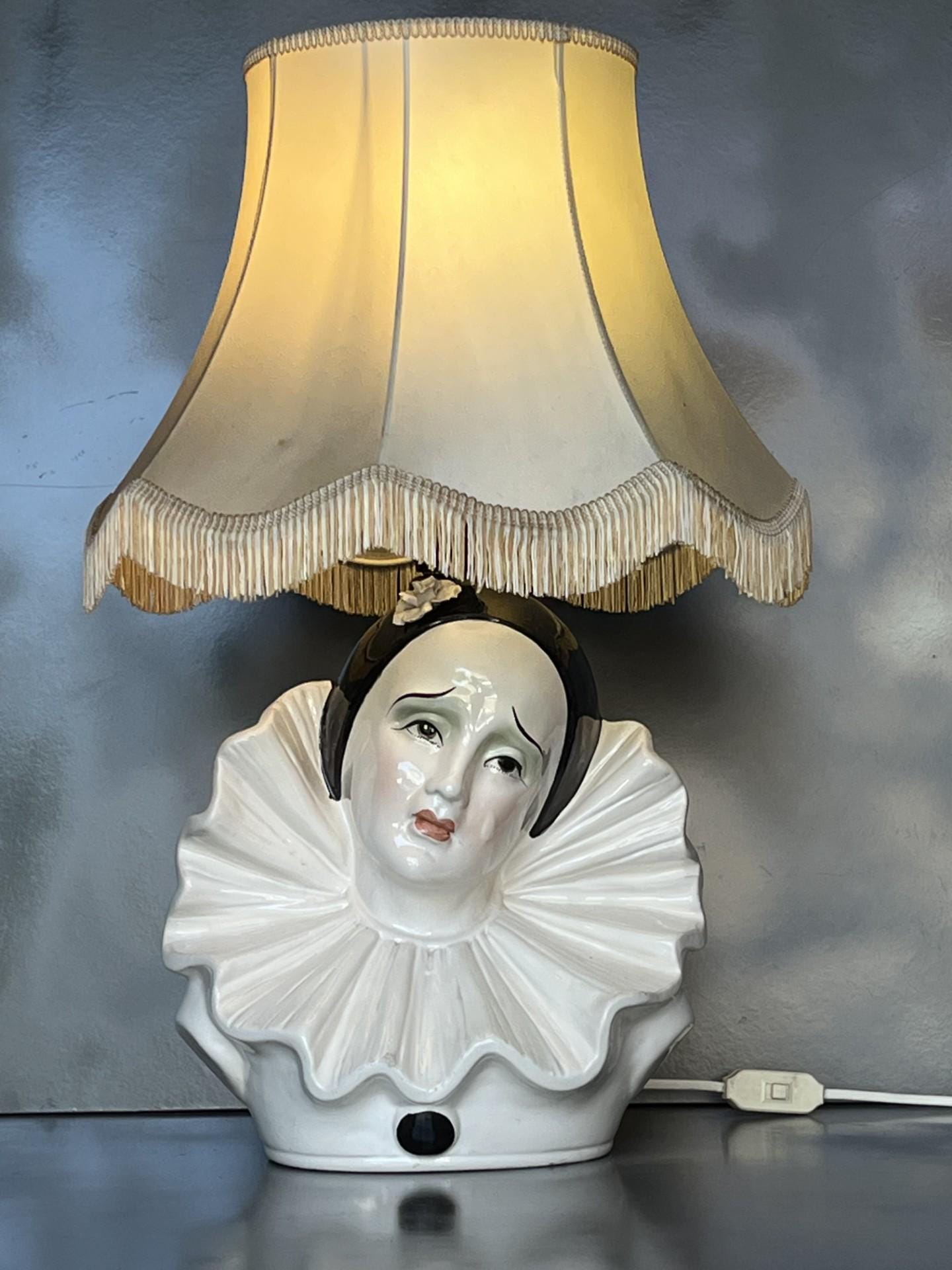 ビンテージ 陶器製ベース×ファブリックシェード テーブルランプ インド人物画 ビンテージ 陶器製ベース×ファブリックシェード テーブルランプ インド