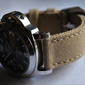 Correa de lona color caqui claro hecha a medida