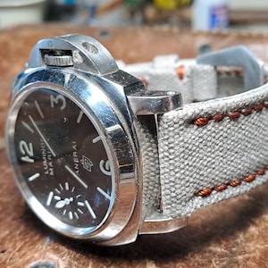 Correa de lona gris claro hecha a medida para Panerai.