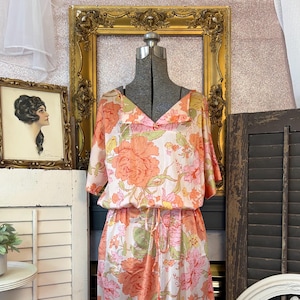 Vintage Vanity Fair nightgown, floral sleepwear, women pajamas, nightgown lingerie