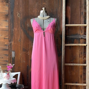 Vintage 1970s maxi nightgown, pink Flair nightgown