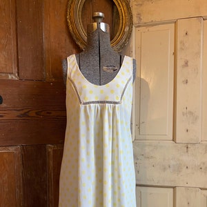 Vintage 1960s yellow polka dot nylon nightie, Flair.