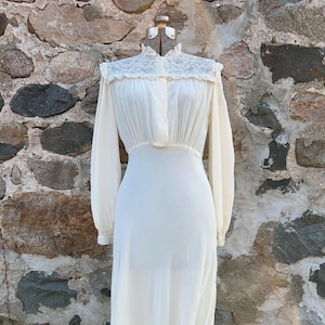 Vintage 1949s bias cut cream long sleeve gown, art deco satin nightgown