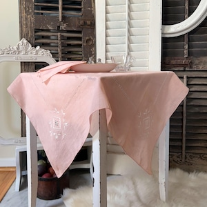 Vintage embroidered linen tablecloth napkin set, 6 pink napkins, tablecloth