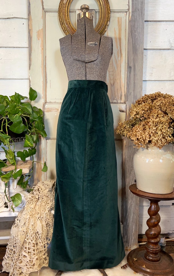 Vintage 1970s green velvet A-line maxi skirt, Aust