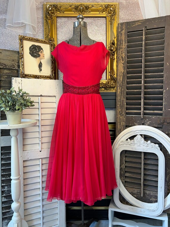 women dress beautiful Garden Lace Maxi (Women) (FINAL SALE) Size:6-12 month Ruffle Sleeve Bodysuit Long sleeveless Prom Gown Ever New contrast maxi You will become the