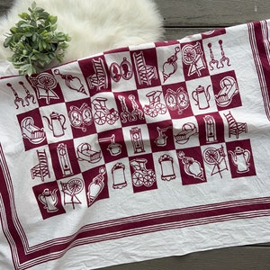 Vintage 1950s kitschy tablecloth, old fashioned home panels