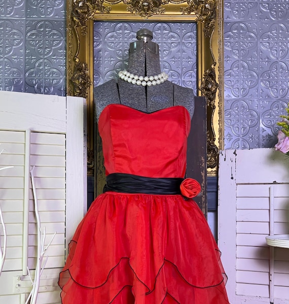 red dress with black sash Amazon.com: Skelapparel Retro Design Little Black Satin Dress with Sash Ribbon Belt (6) : Clothing, Shoes & Jewelry