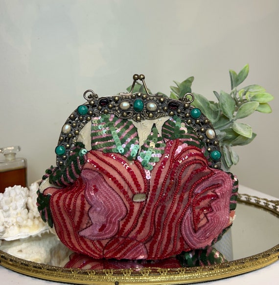 Vintage silk beaded evening handbag with sterling 