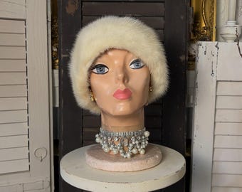 Vintage Cecile Original 1950s Women display picture 3