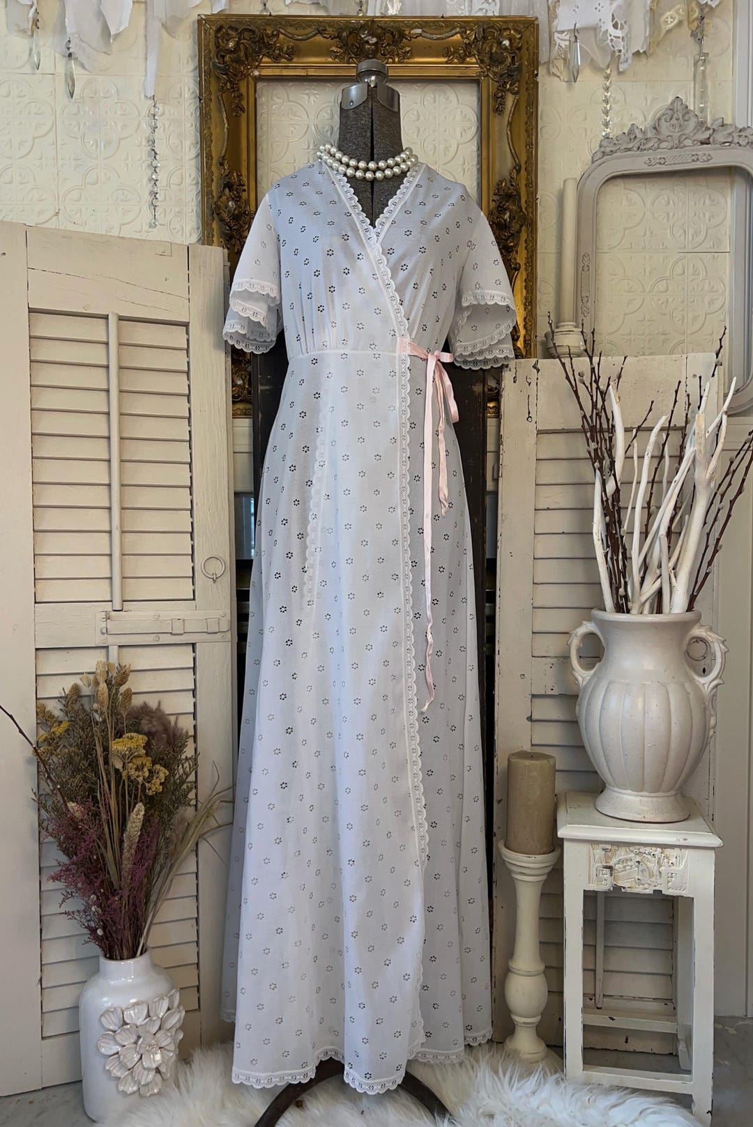 Vintage White Eyelet Lace Flutter Sleeve Robe - Etsy