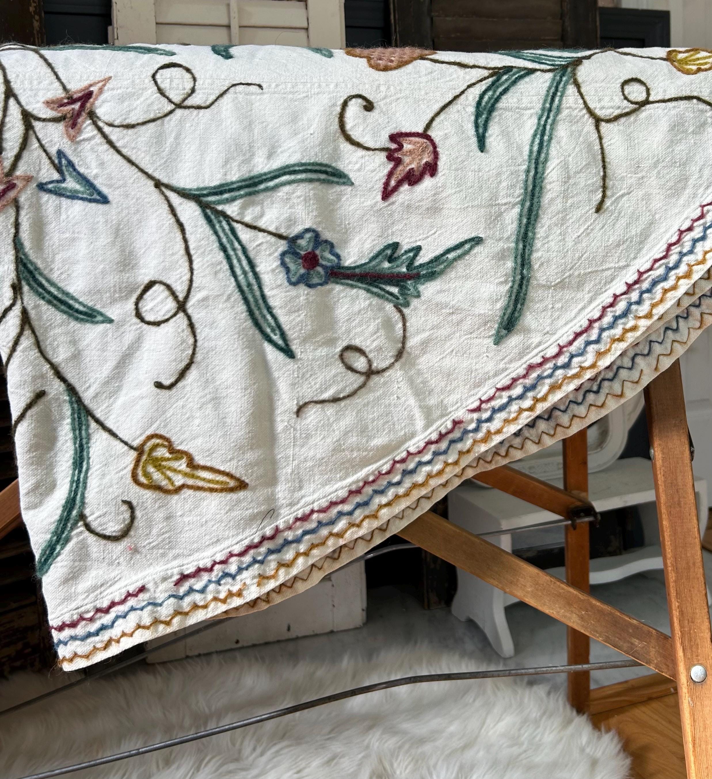 Very Nice Vintage Hand-embroidered Tablecloth, With Lace  60\
